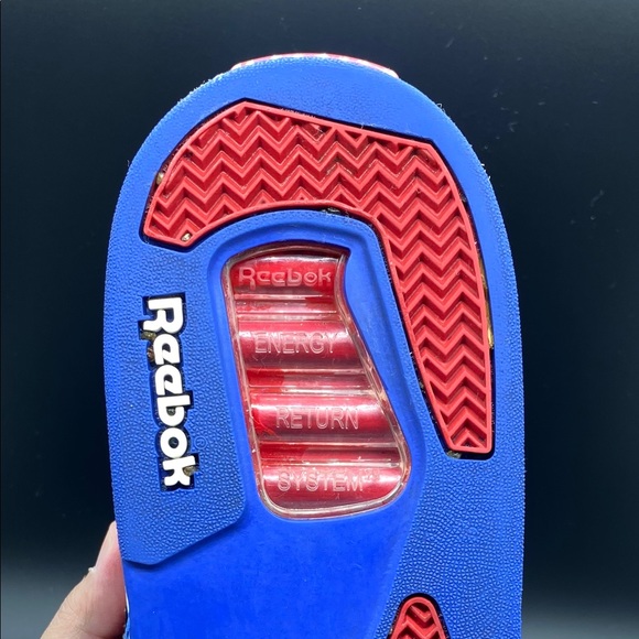 Reebok Twilight Pumps in like new men’s 10.5 - Picture 5 of 16